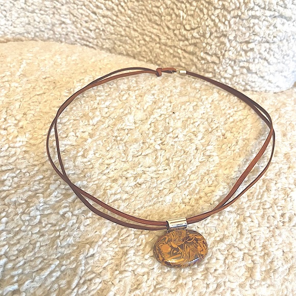 Natural Mariam stone necklace. - Picture 3 of 3